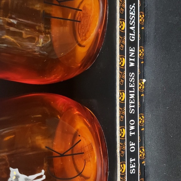 Rae Dunn NWT "TRICK" and "TREAT" Set/2 Stemless Orange Wine Glasses - Picture 4 of 6